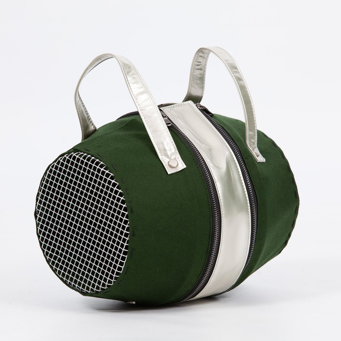 Green basket with uncovered bottom and covered side