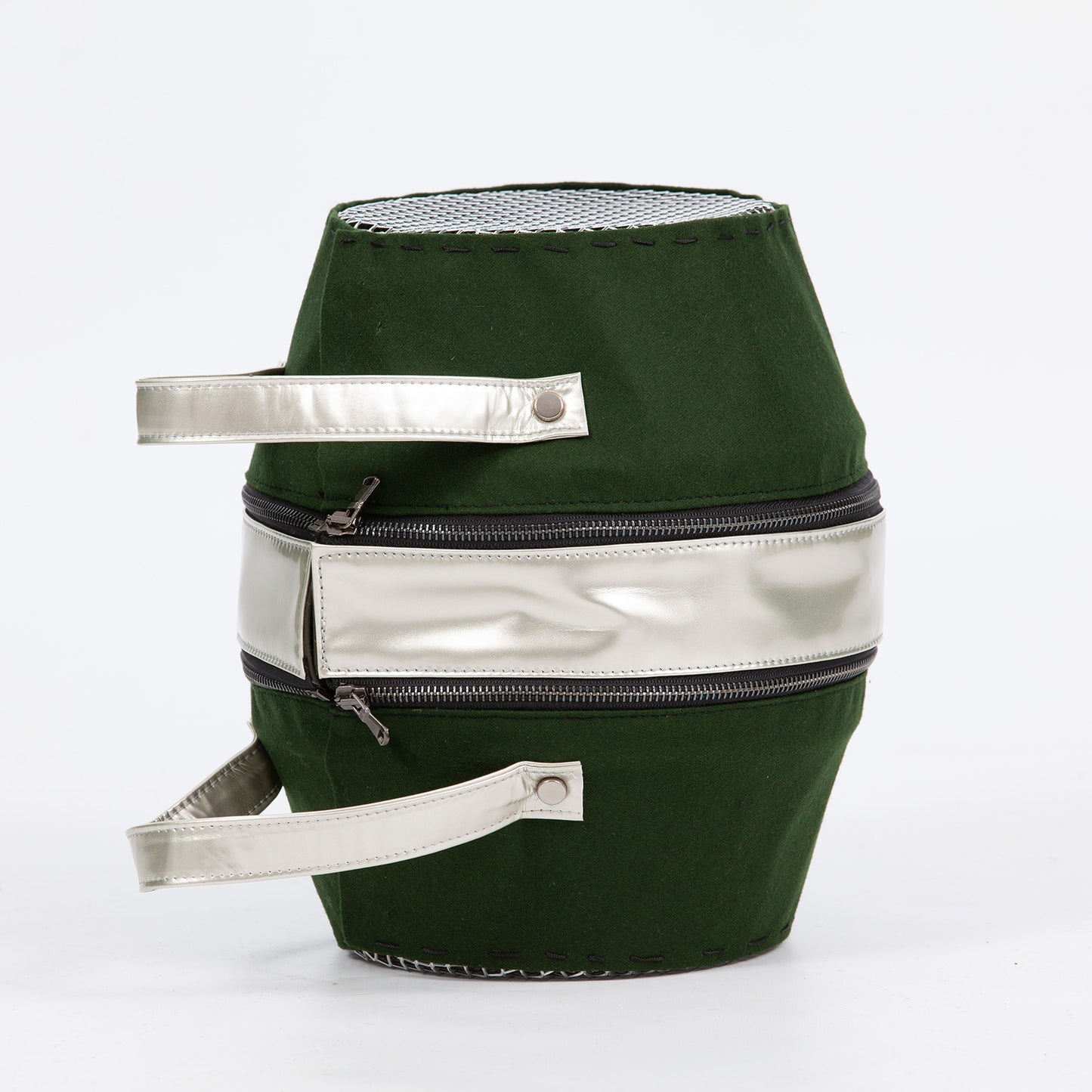 Green basket with uncovered bottom and covered side