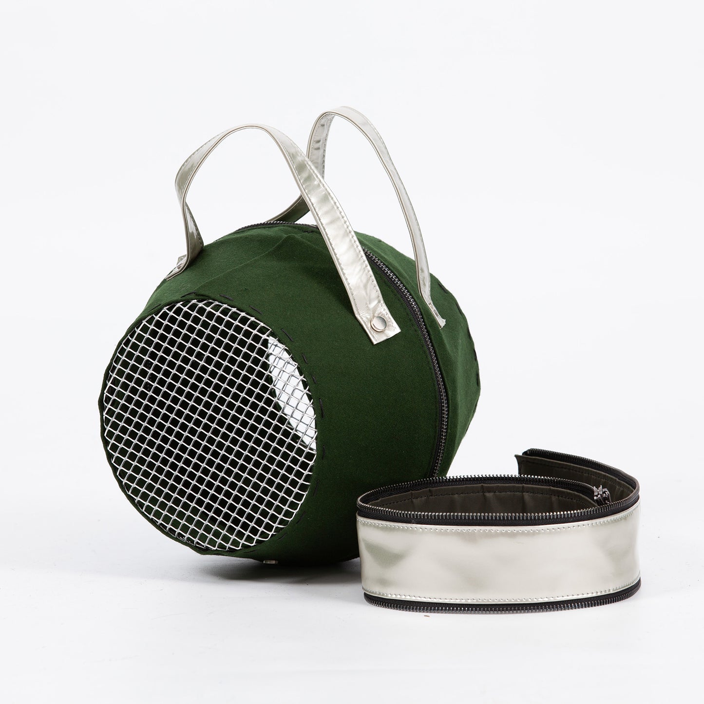 Green basket with uncovered bottom and covered side